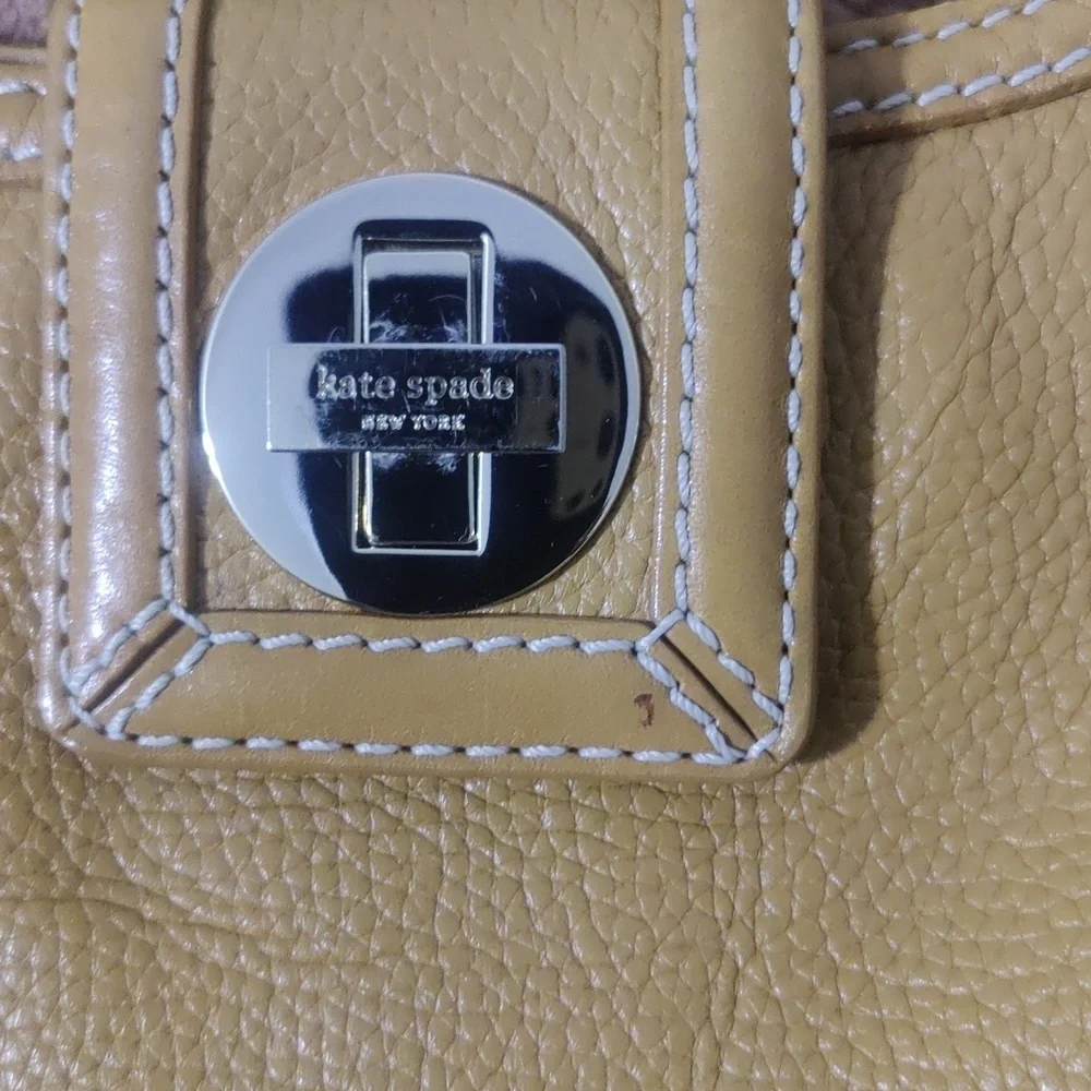 Vintage Y2K Kate Spade Pebbled Leather Shoulder Bag • EUC • Rare Style